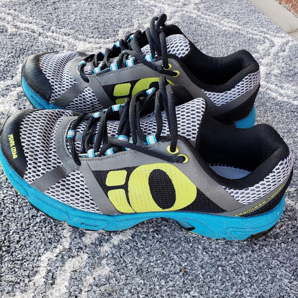 Pearl Izumi men's shoes